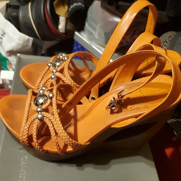 Vince Camuto Orange Wedge Sandals with Intricate Straps - Picture 4 of 6